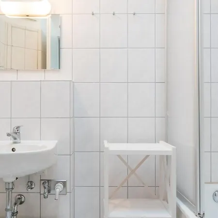 Apartment 392, Seepark *