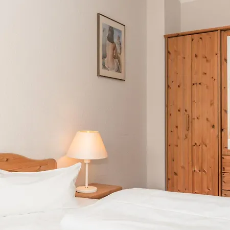 392, Seepark Apartment *